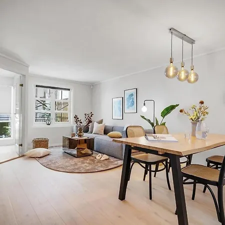 Modern In Center - 5 Bedrooms - 1 Minute To Bryggen